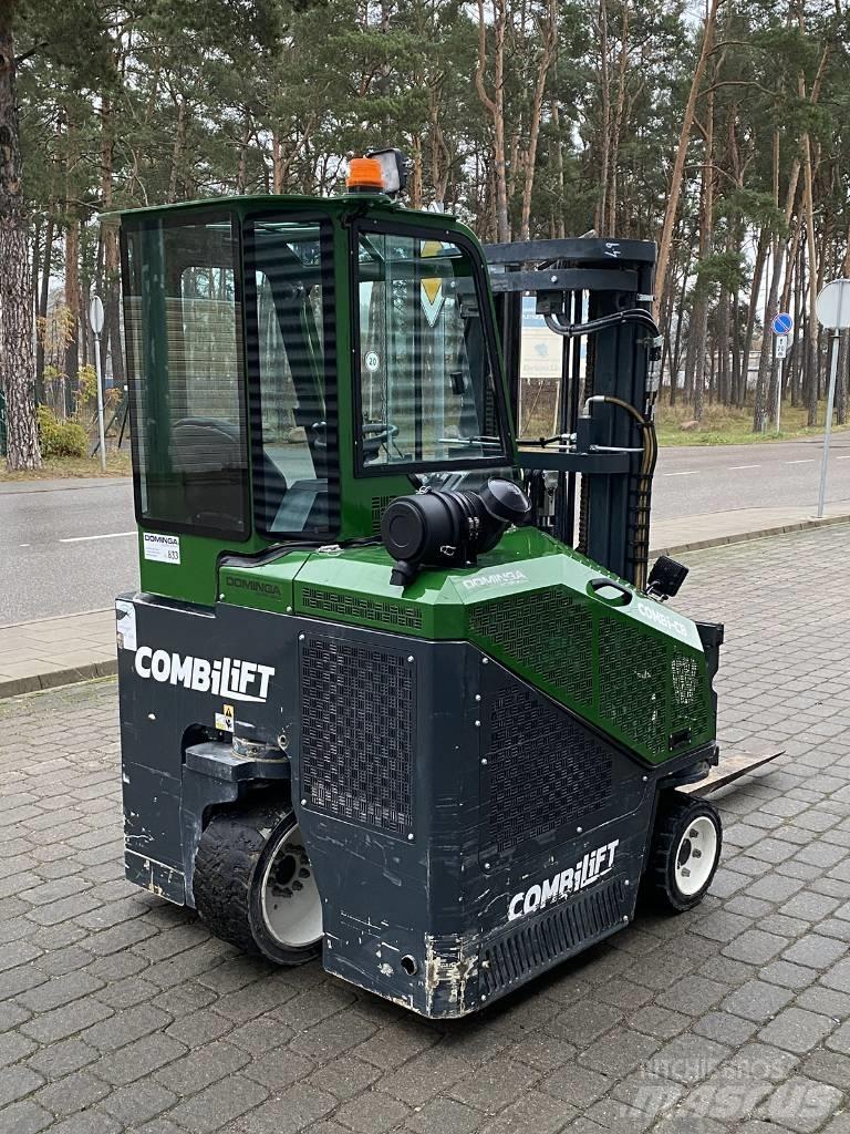 Combilift CB 2500 شاحنة المناولة رباعية الاتجاهات