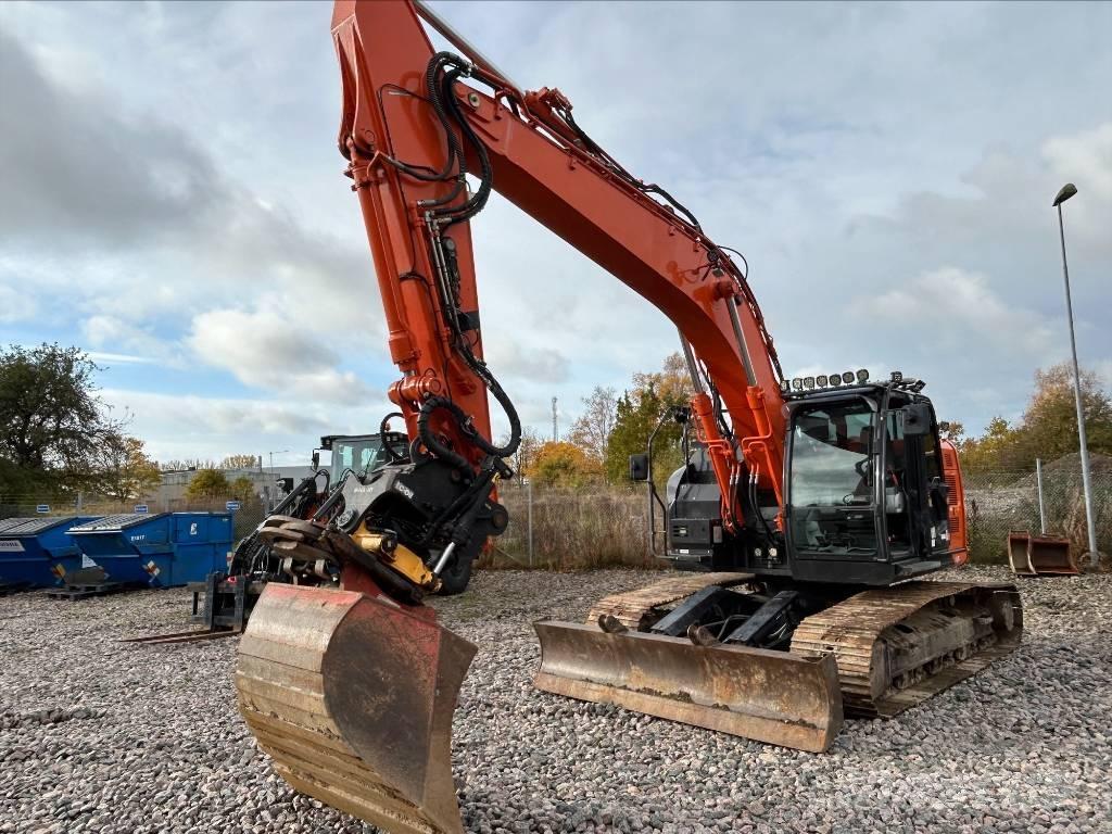 Hitachi ZX225USBL-6 حفارات زحافة