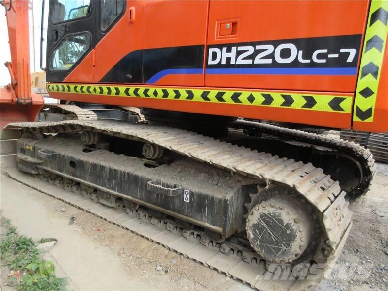 Doosan DX 220 LC-9 حفارات زحافة