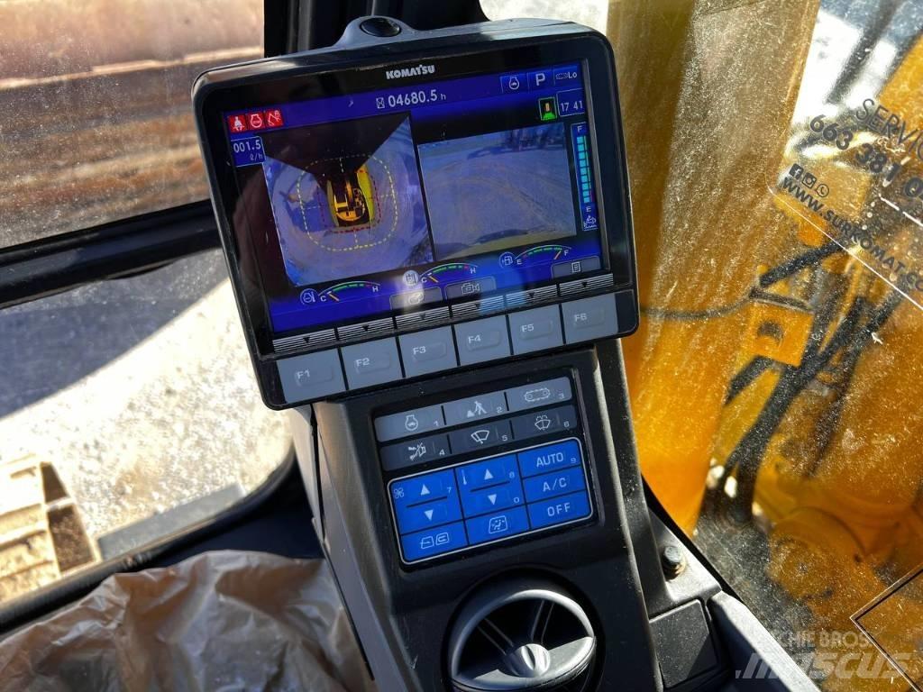 Komatsu PC 138 US حفارات زحافة