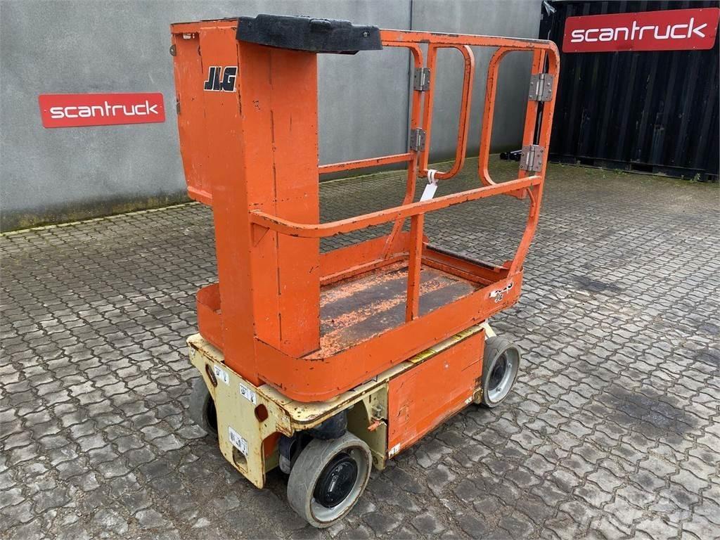 JLG 1230ES رافعات مقصية الشكل