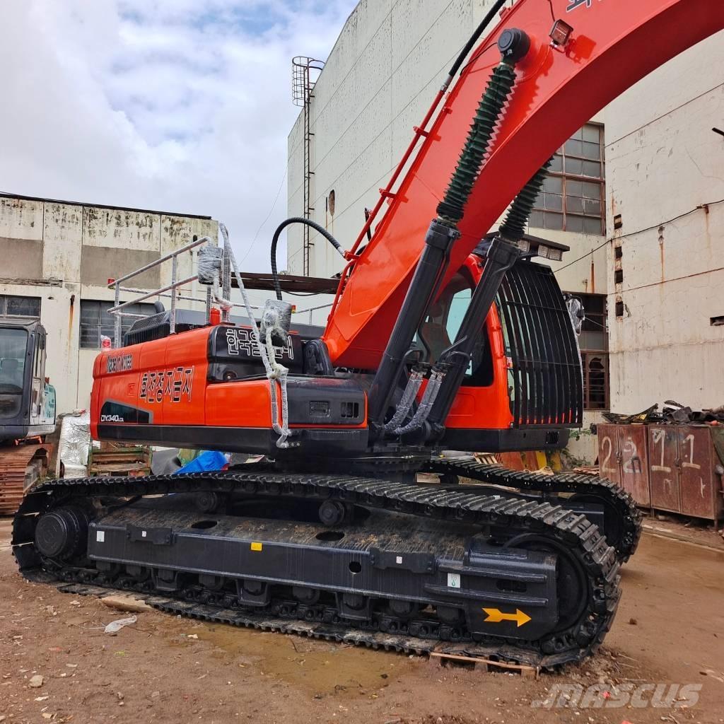 Doosan DX 340 LC حفارات زحافة