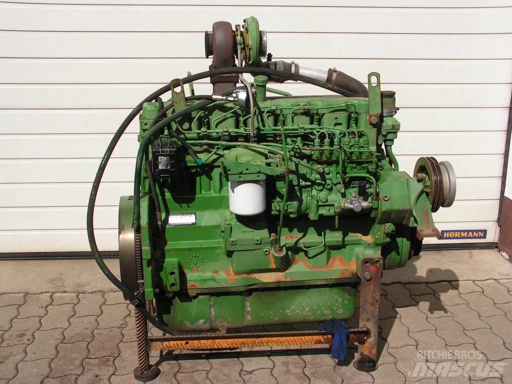 John Deere 2264 محركات