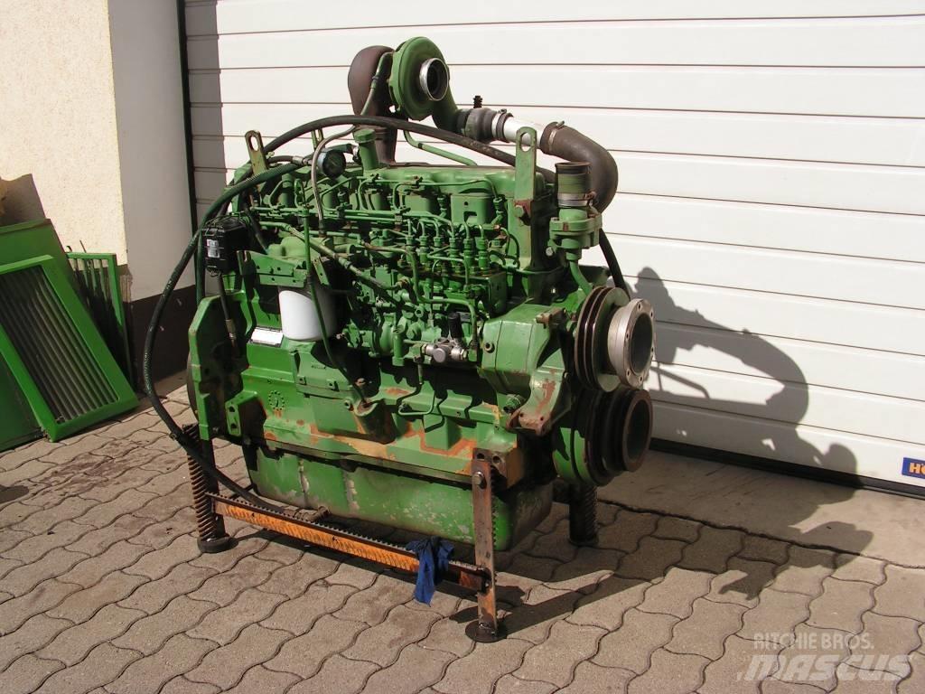 John Deere 2264 محركات