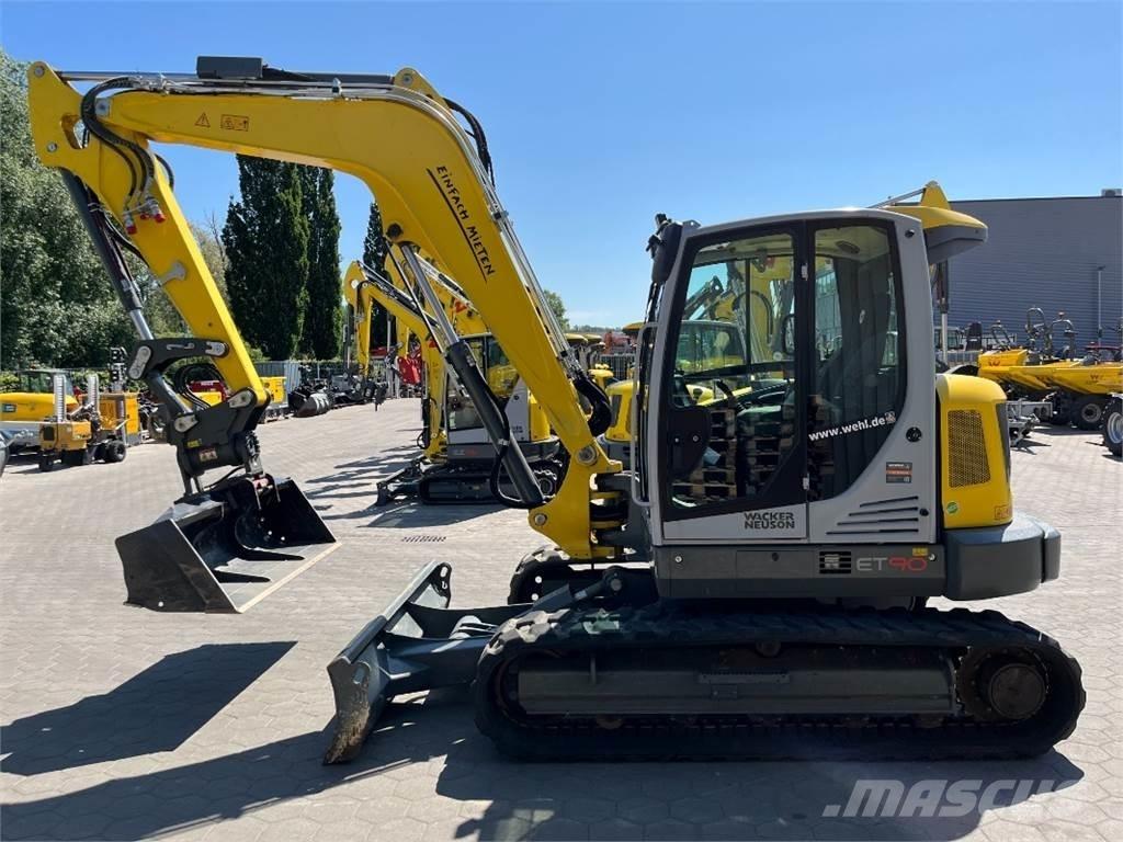 Neuson ET90 حفارات وسط 7 طن - 12 طن