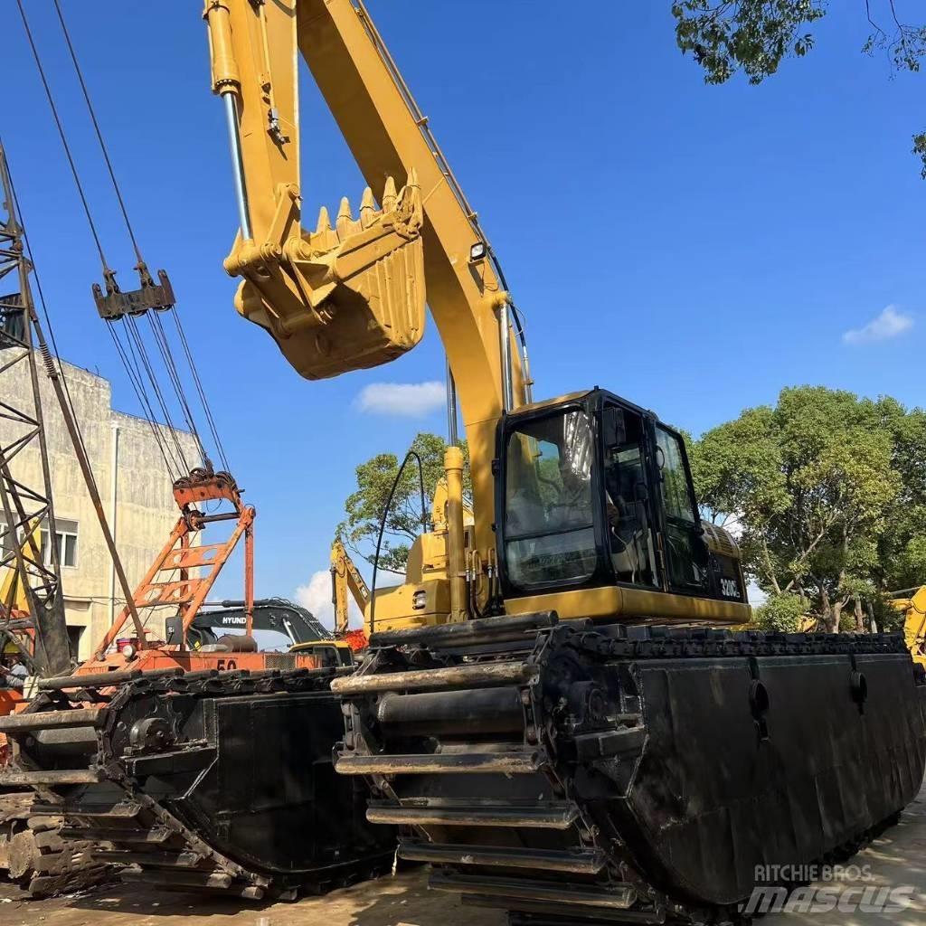 CAT 320 C الحفارات البرمائية