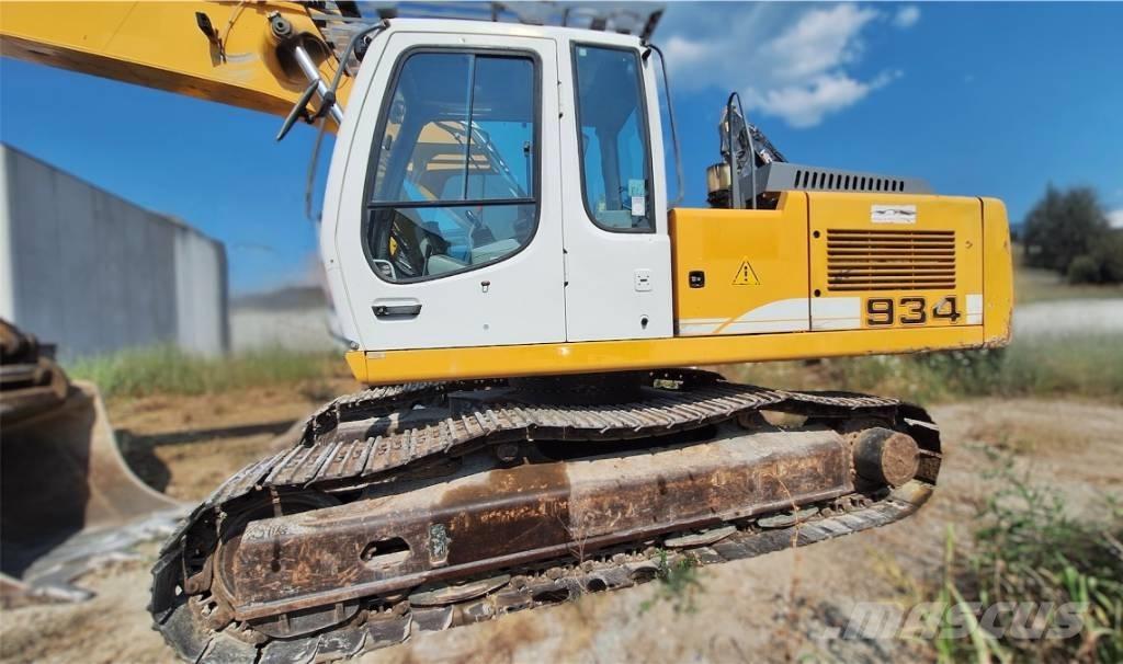Liebherr R934C HDC حفارات زحافة