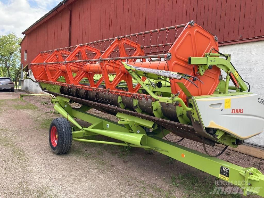CLAAS Tucano 430 حصادات