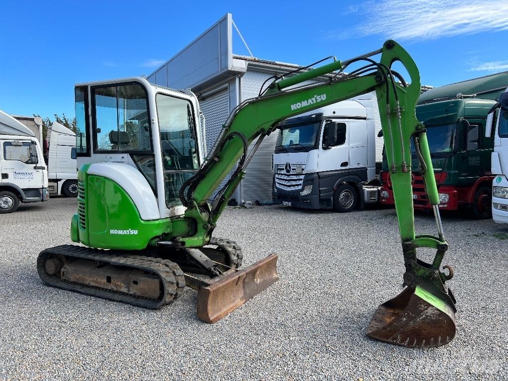 Komatsu PC 30 MR-2 حفارات صغيرة أقل من 7 طن (حفارات صغيرة)