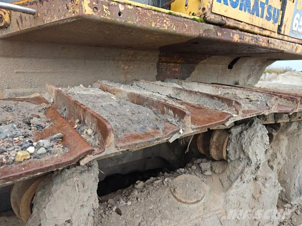 Komatsu DX 65EX-15 بلدوزرات مجنزرة