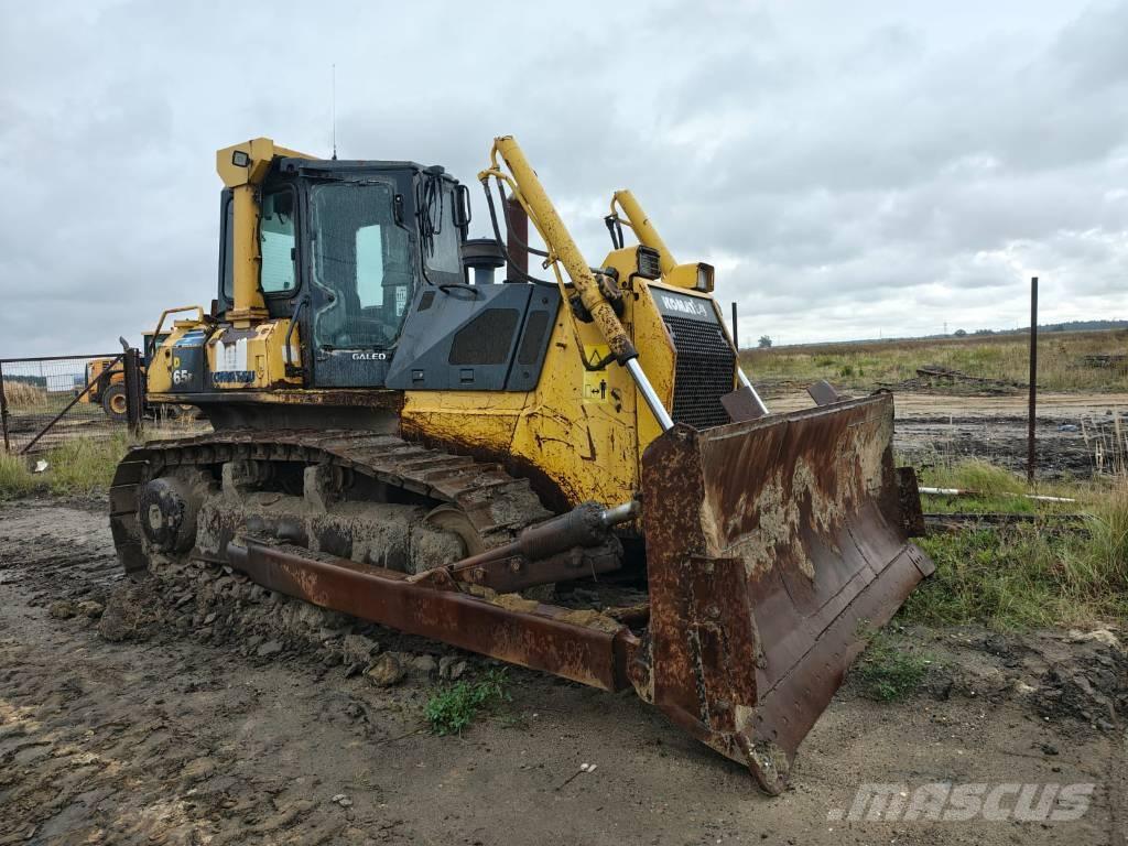 Komatsu DX 65EX-15 بلدوزرات مجنزرة