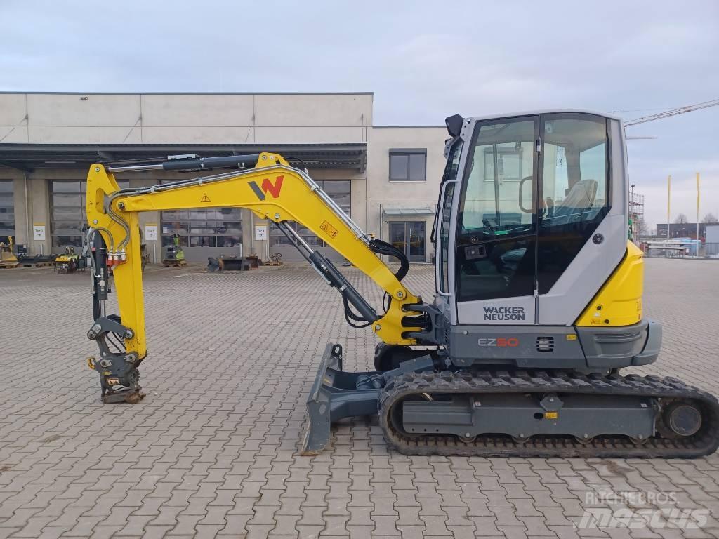 Wacker Neuson EZ50 حفارات زحافة