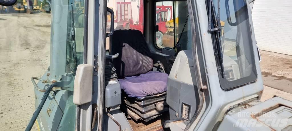Komatsu D 41 E-6 بلدوزرات مجنزرة