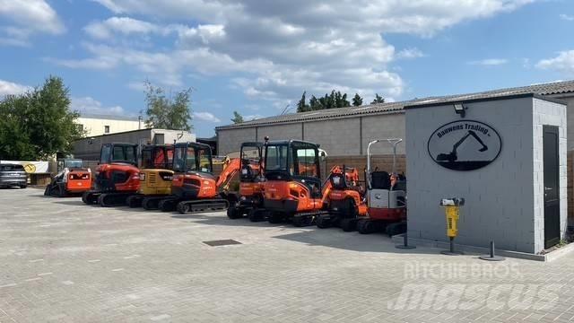 CAT 325 FL CR حفارات زحافة