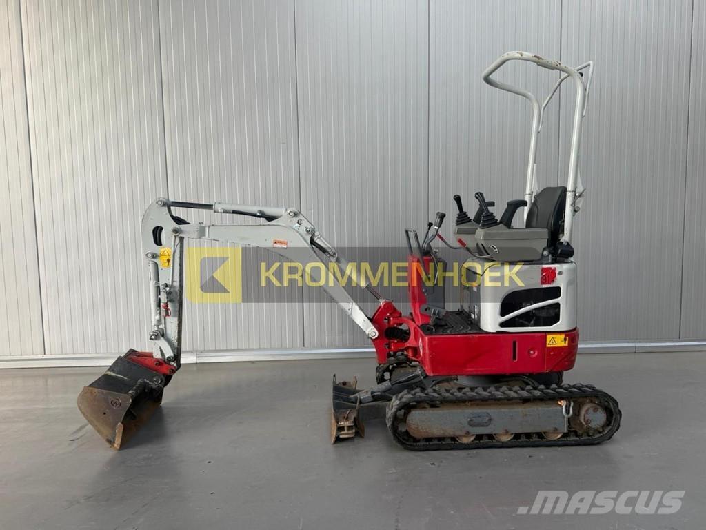 Takeuchi TB 210 R حفارات صغيرة أقل من 7 طن (حفارات صغيرة)