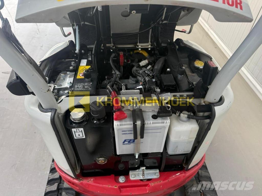 Takeuchi TB 210 R حفارات صغيرة أقل من 7 طن (حفارات صغيرة)