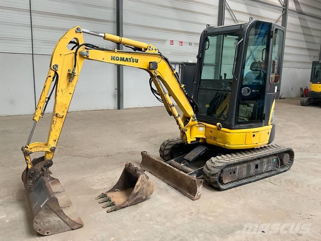Komatsu PC 26 MR-3 حفارات صغيرة أقل من 7 طن (حفارات صغيرة)