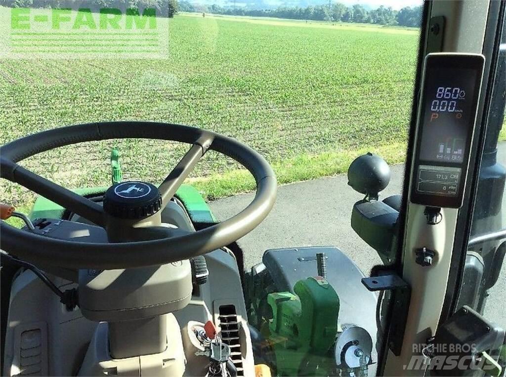 John Deere 6120 m الجرارات
