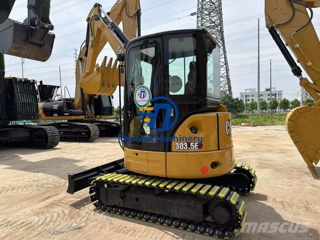 CAT 303.5 E حفارات صغيرة أقل من 7 طن (حفارات صغيرة)