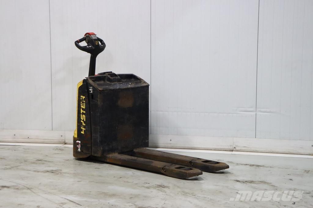 Hyster P1.8 معدات الرفع منخفض المستوى