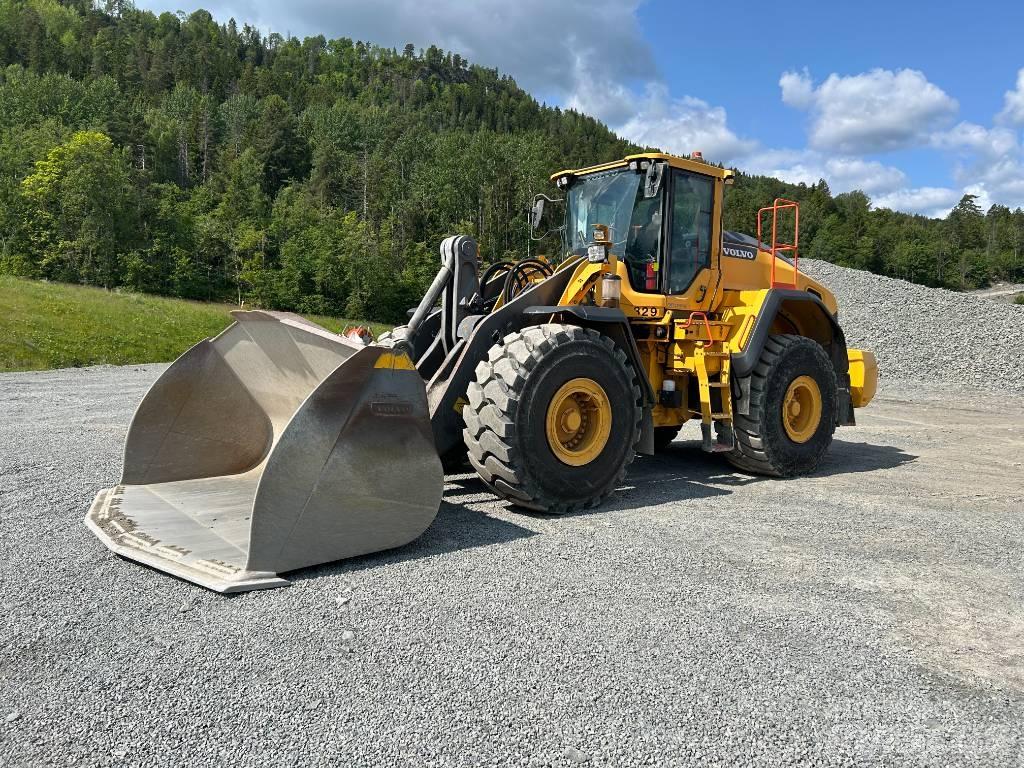 Volvo L 180 H لوادر بعجل