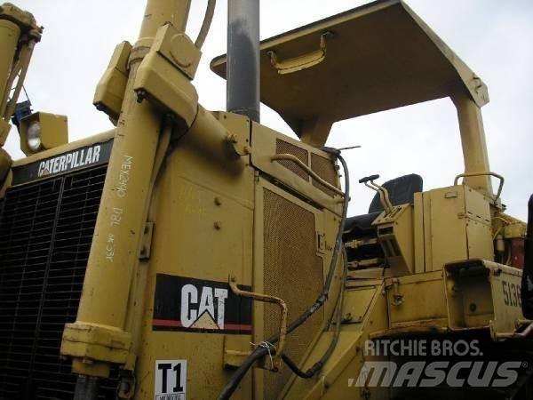 CAT D8L بلدوزرات مجنزرة