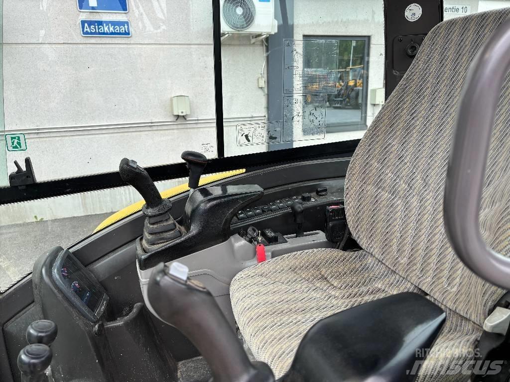Volvo EC 27 C حفارات صغيرة أقل من 7 طن (حفارات صغيرة)