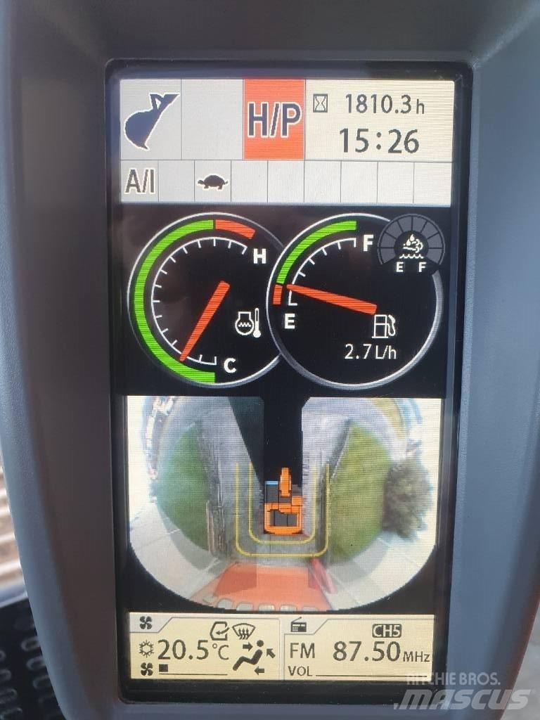 Hitachi ZX 210 LC-6 حفارات زحافة