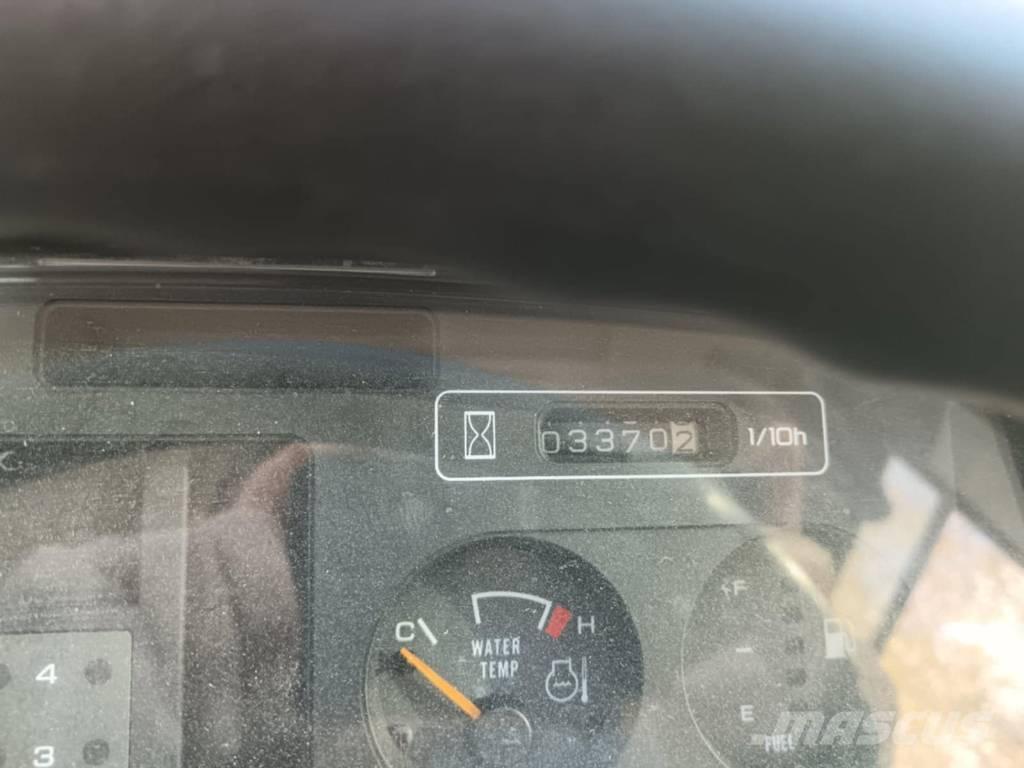 Hitachi ZW 370 لوادر بعجل