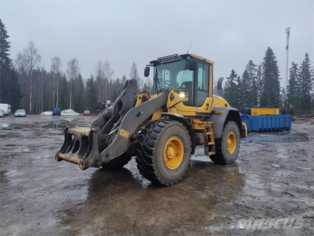 Volvo L90G لوادر بعجل