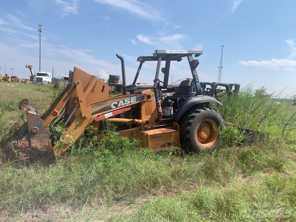 CASE 570 M XT لوادر بعجل