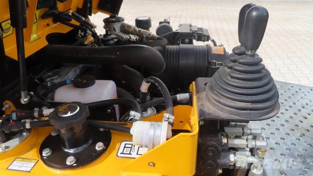 JCB 1T-2HT عربات نقل قلابة للمواقع