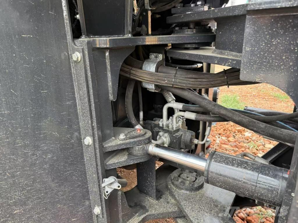 LiuGong CLG 856 H لوادر بعجل