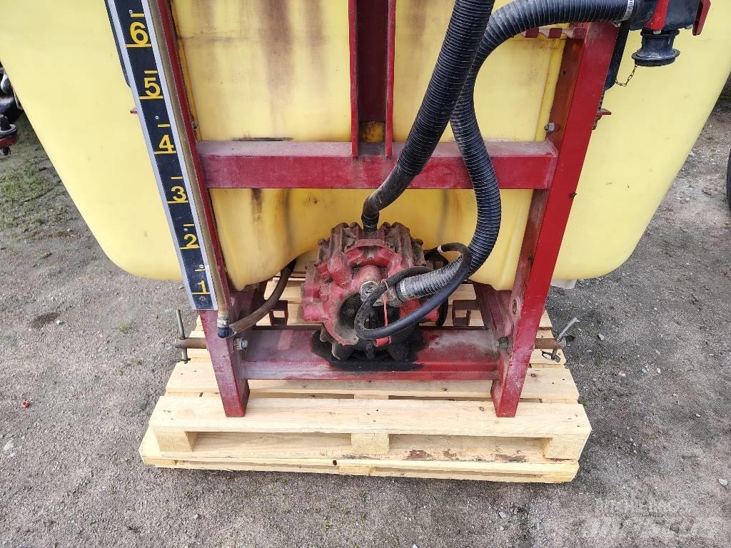 Hardi 1200 الرشاشات