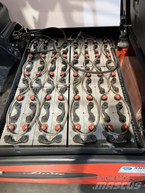 Linde E25-01 شاحنات ذات رافعات شوكية تعمل بالكهرباء