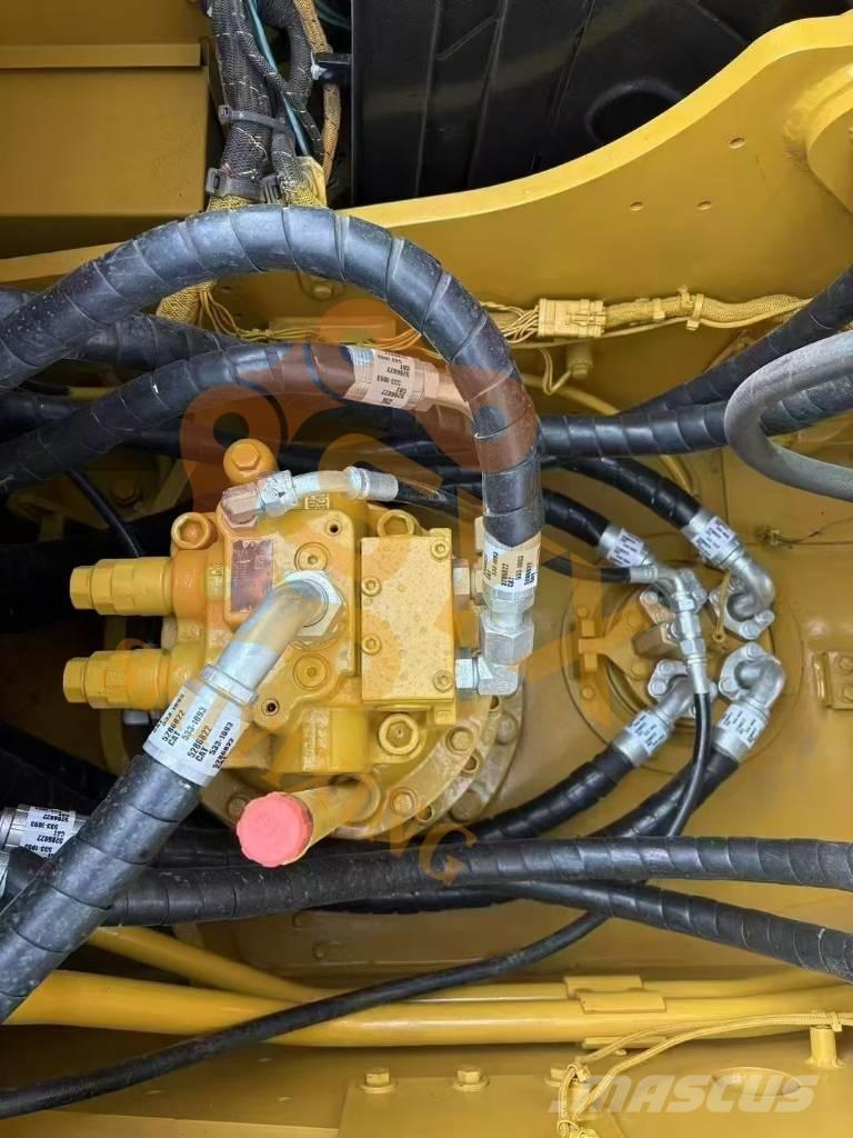 CAT 345GC حفارات زحافة