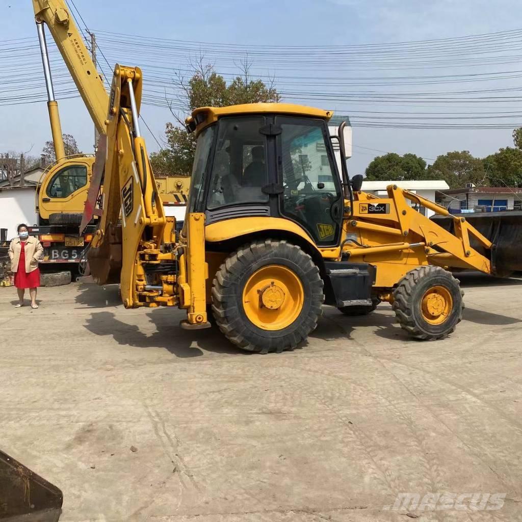 JCB 3 CX لوادر ذات جرافات عكسية
