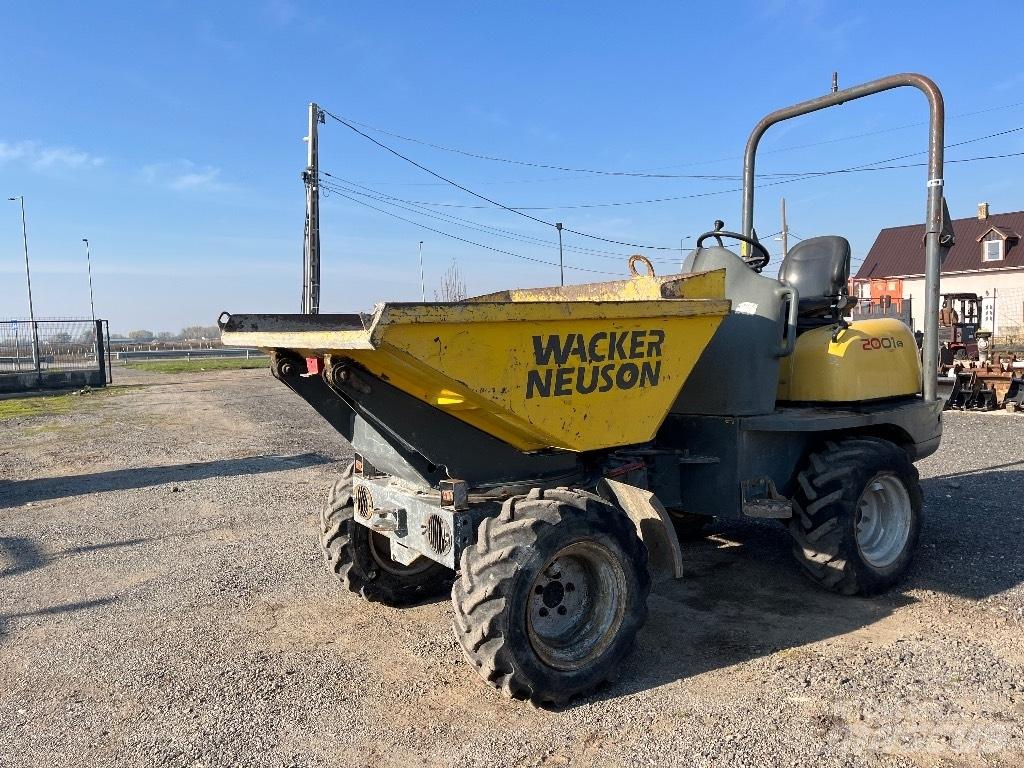 Wacker Neuson 2001 عربات نقل قلابة للمواقع