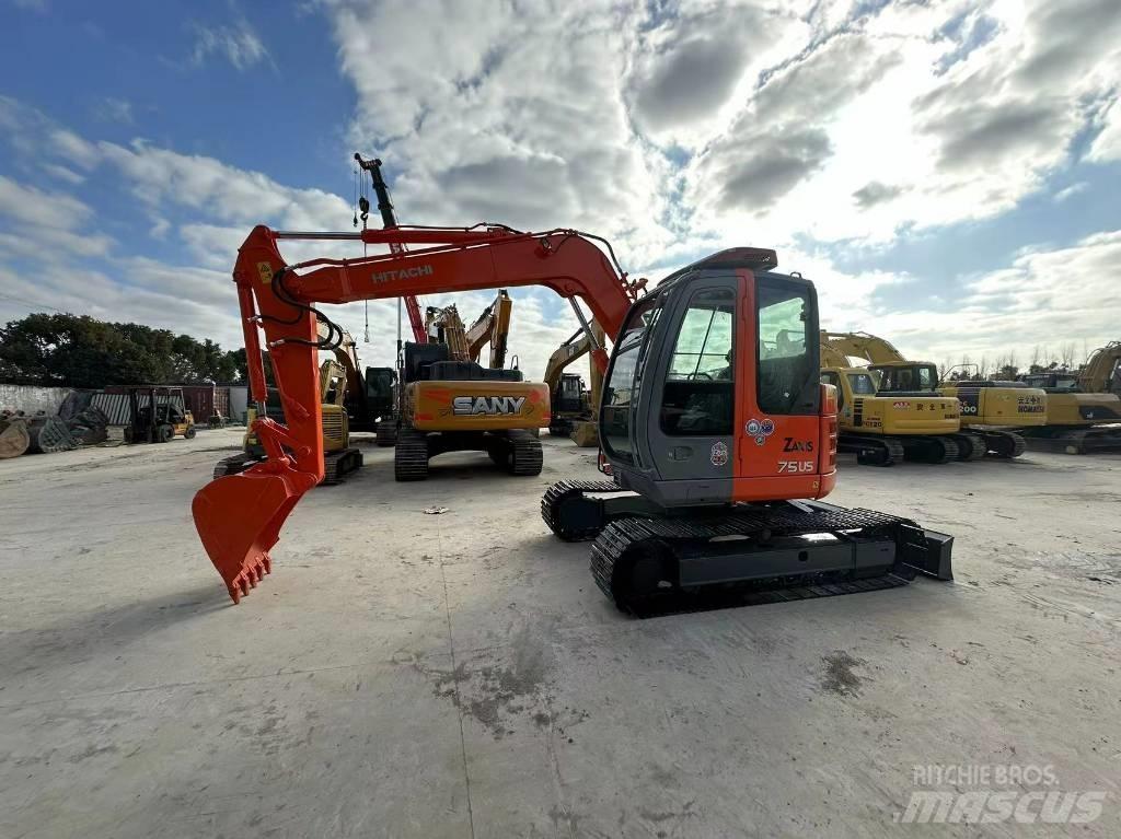 Hitachi ZX 75 US حفارات صغيرة أقل من 7 طن (حفارات صغيرة)