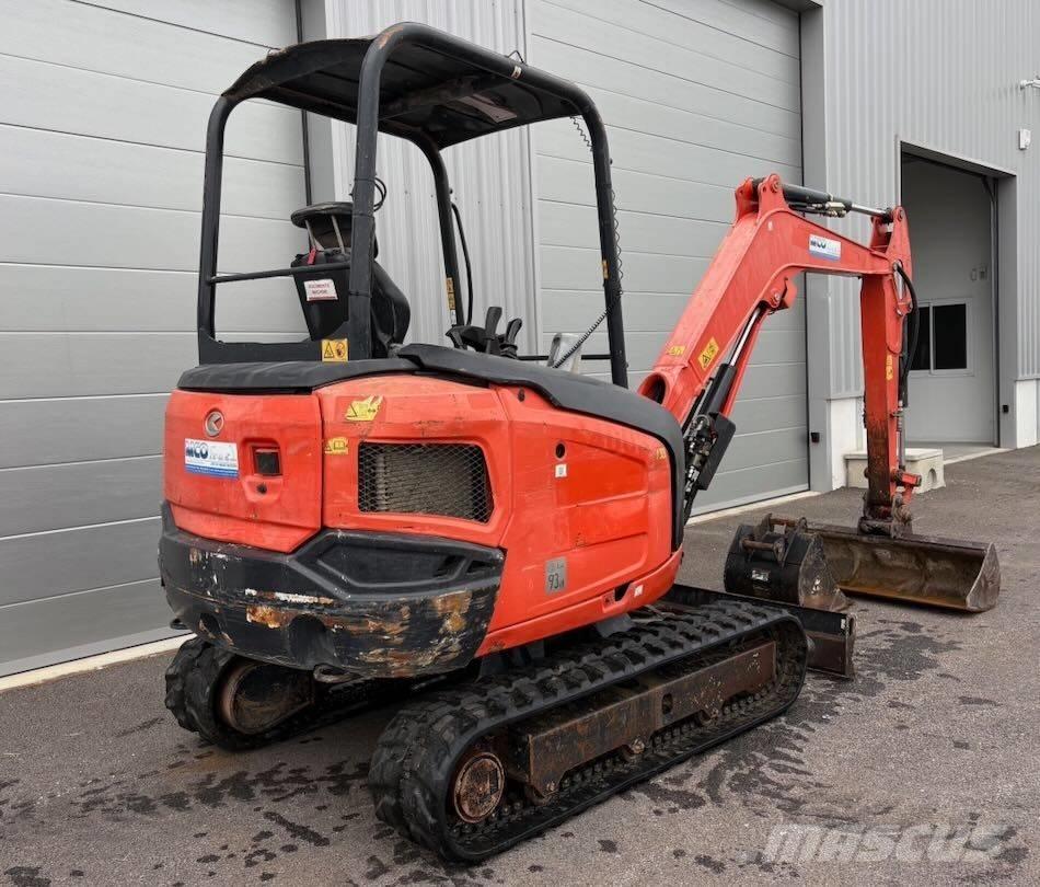 Kubota KX 030-4 حفارات صغيرة أقل من 7 طن (حفارات صغيرة)