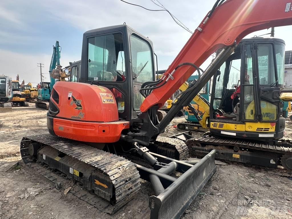 Kubota U 35 حفارات صغيرة أقل من 7 طن (حفارات صغيرة)
