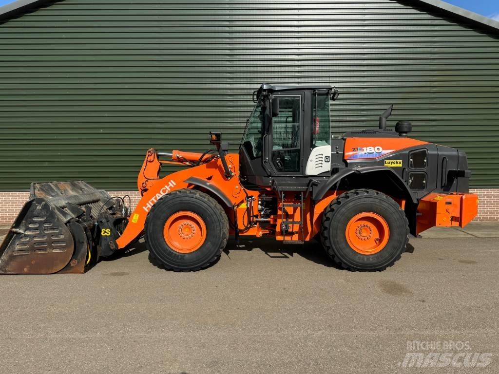 Hitachi ZW 180-6 لوادر بعجل
