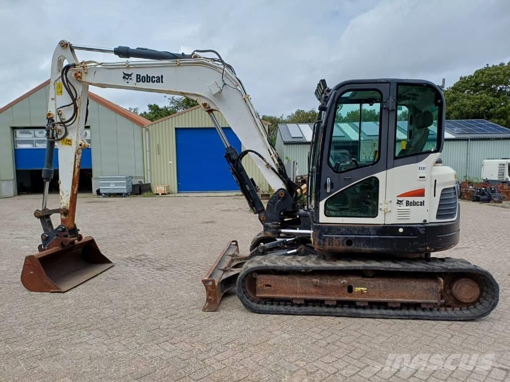 Bobcat E 85 حفارات وسط 7 طن - 12 طن