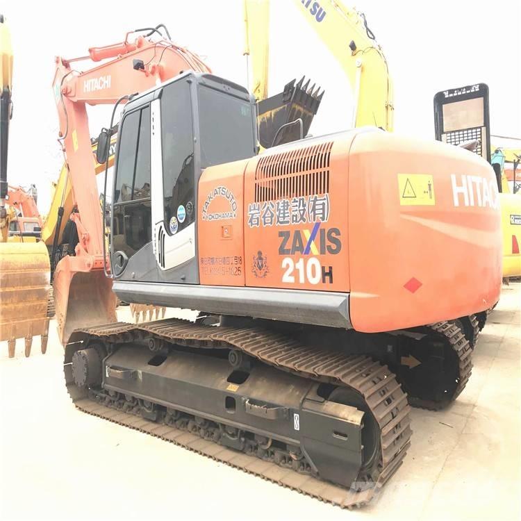 Hitachi zx210 حفارات زحافة