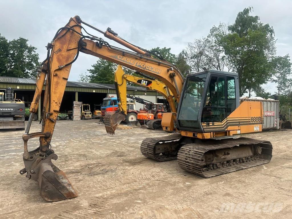 CASE 688 B 16 ton حفارات زحافة