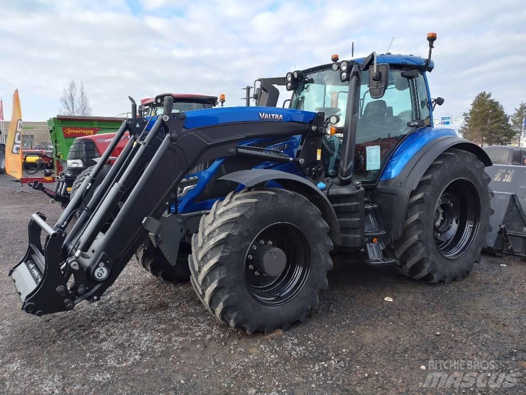 Valtra T 235 Direct الجرارات