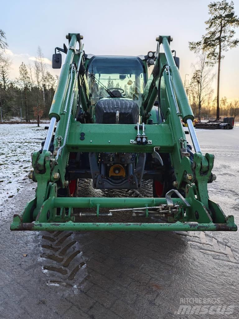 Fendt 516 Profi الجرارات