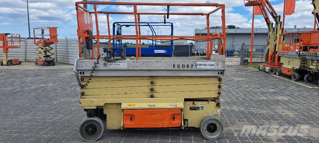 JLG 2646ES رافعات مقصية الشكل