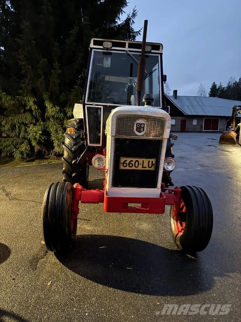 David Brown 1210 الجرارات