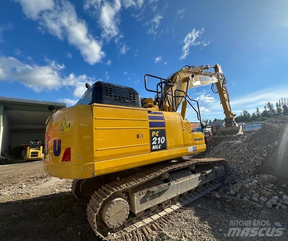 Komatsu PC 210 NLC حفارات زحافة
